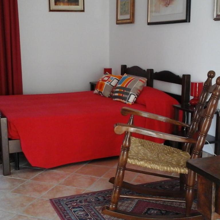 Bed & Breakfast 4U PARCHEGGIO INTERNO - Ampia Camera Matrimoniale - 4