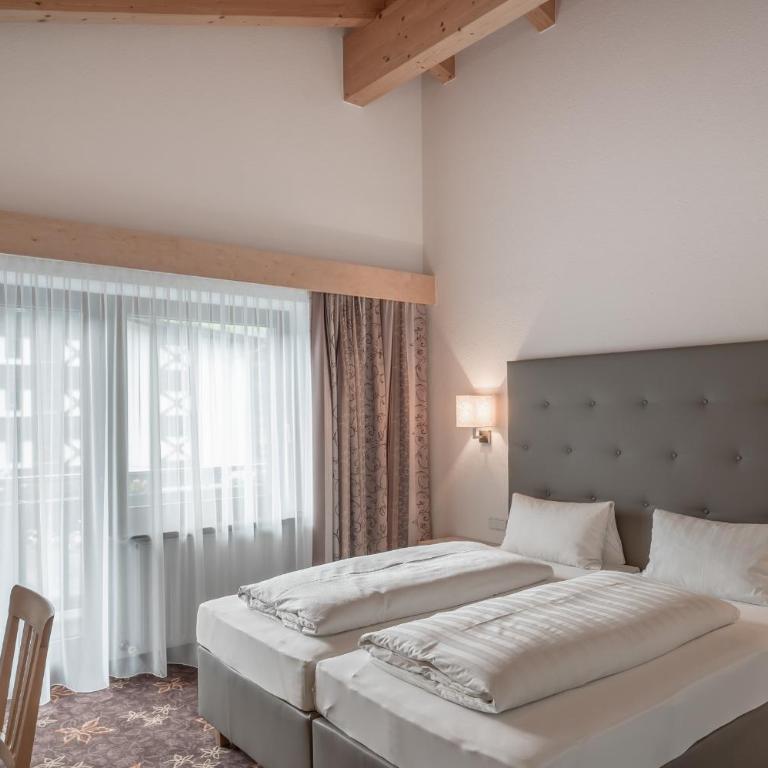 Heiners - Standard Double Room - 12