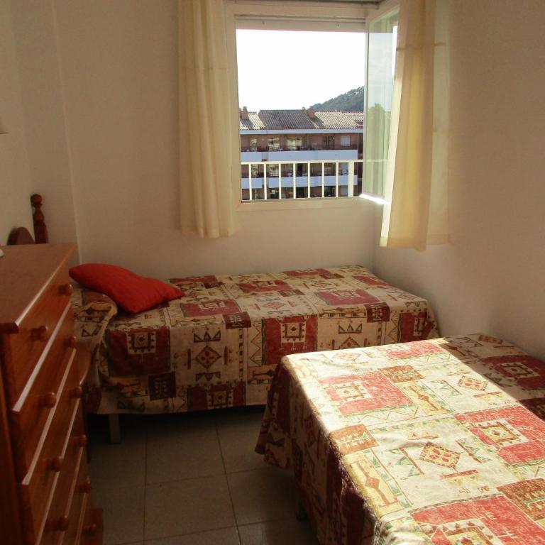 Blaumar B38 - Two-Bedroom Apartment - 21