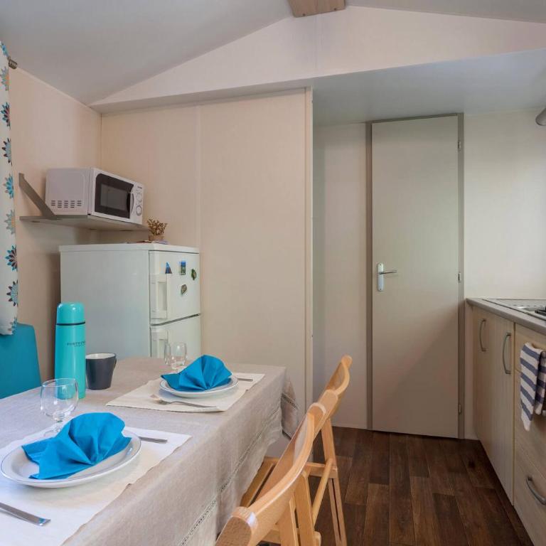 Camping Piantelle - Mobilheim mit 2 Schlafzimmern - 7