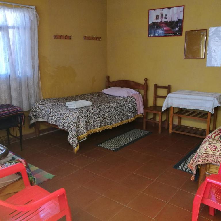 Homestay Jorge, Sucre - Habitación Triple con baño compartido - 19