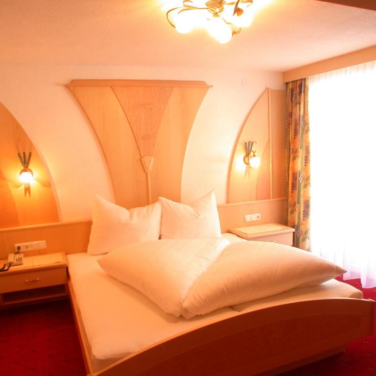 Hotel Garni Pradella - Doppelzimmer - 1