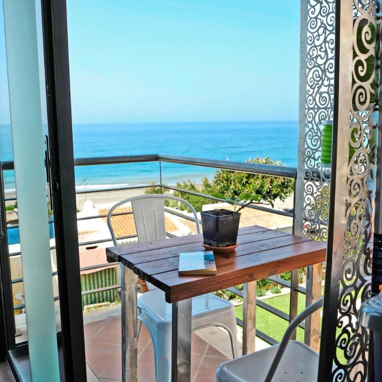 El Morche Beach - Apartment with Sea View - 4