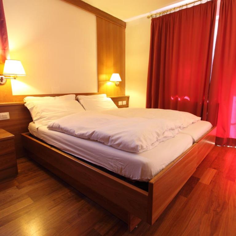 Hotel Fanes Suite & Spa - Camera Quadrupla Comfort - 2