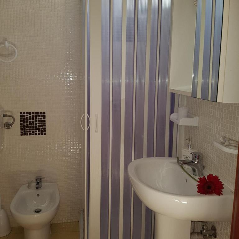 Casolare Al Porto - Camera Matrimoniale/Doppia con Letti Singoli con Vista Giardino - 6