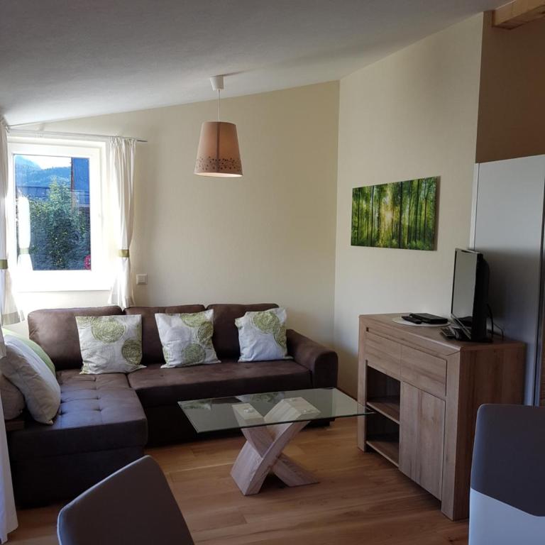 Haus Bergblick - Apartment with Balcony - 4