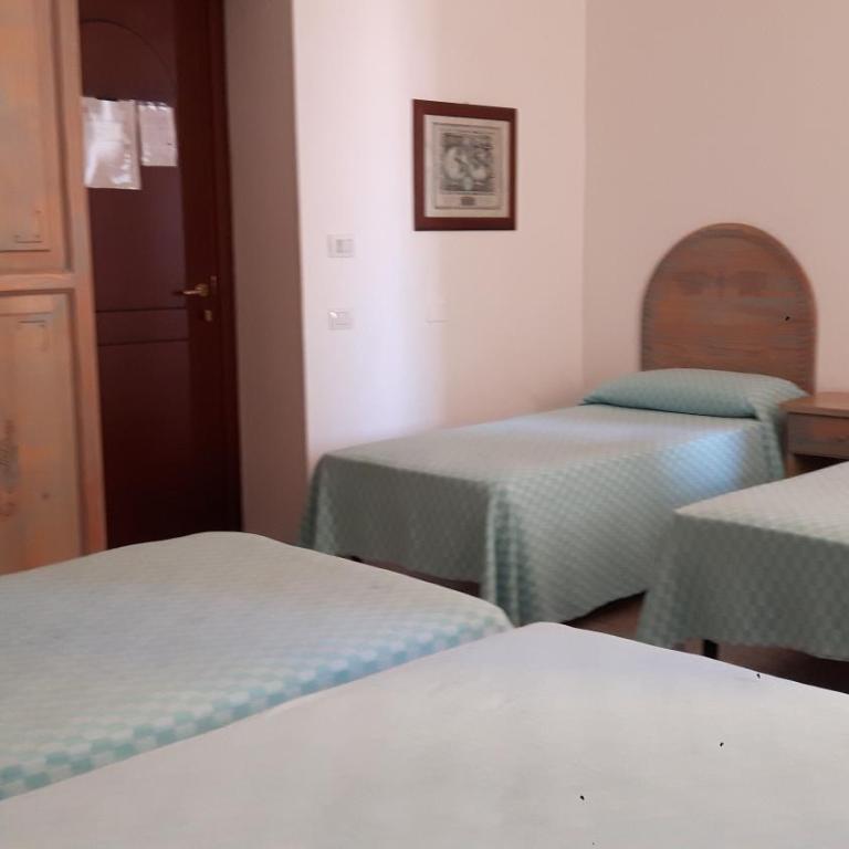 Alghero Vacanze Hotel - Camera Quadrupla - 2