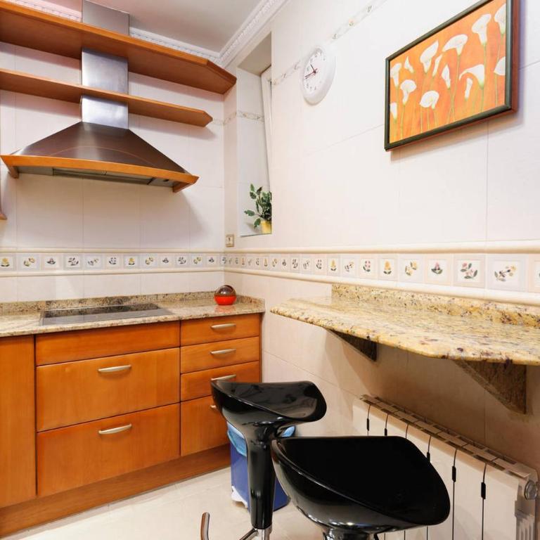 Apartamento frente al Guggenheim con wifi y parking privado ZBE -bajas emisiones gratis - Two-Bedroom Apartment - 17