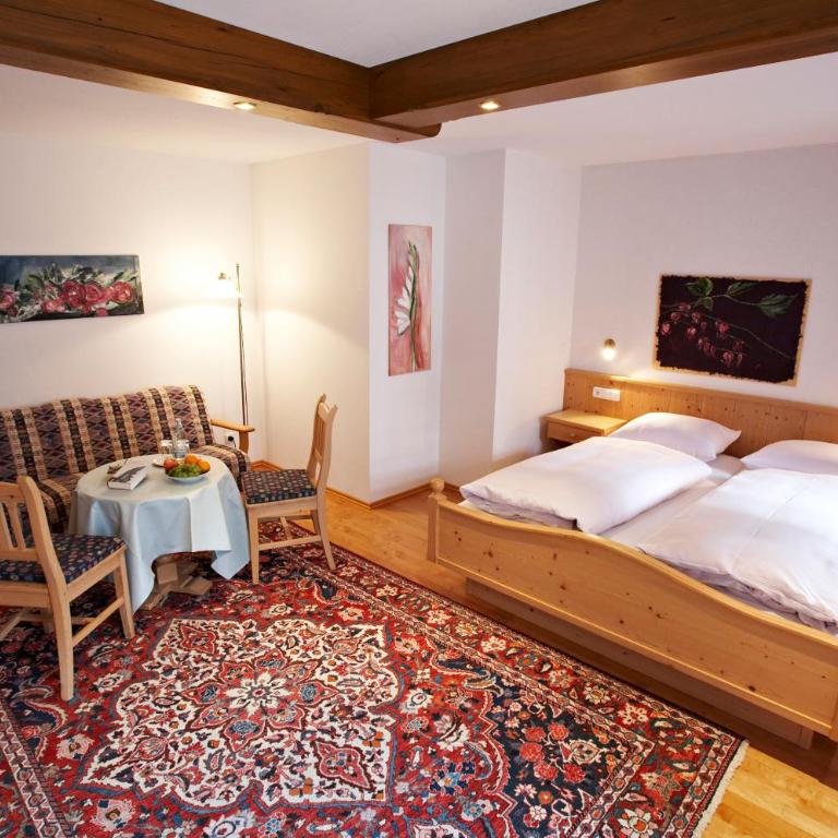 Hotel Oberschmied - Home Double Room with Balcony - 1