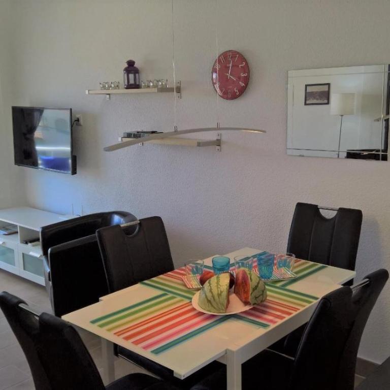 Vista Bahia II Apartments- top floor with balcony views & ground floor with garden and BBQ - Apartment with Sea View - 29