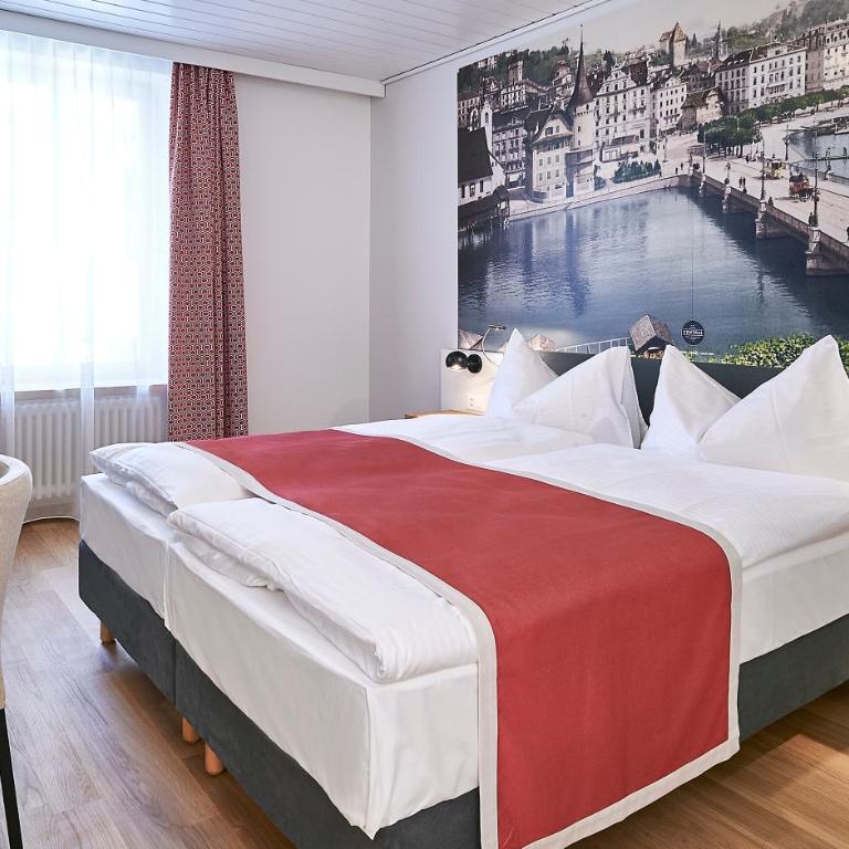 Hotel Central Luzern - Standard Doppelzimmer - 10