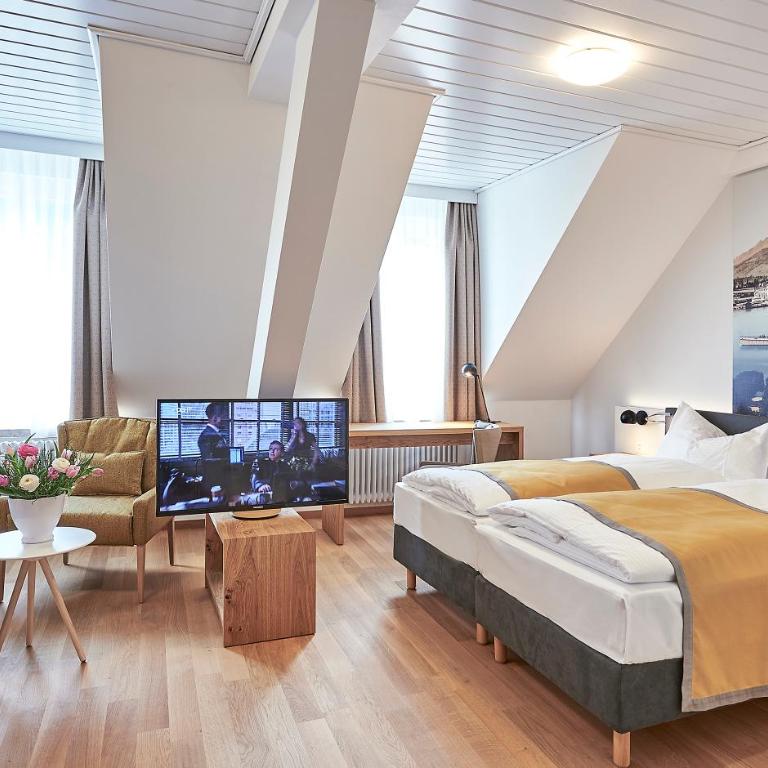 Hotel Central Luzern - Standard Familienzimmer - 10