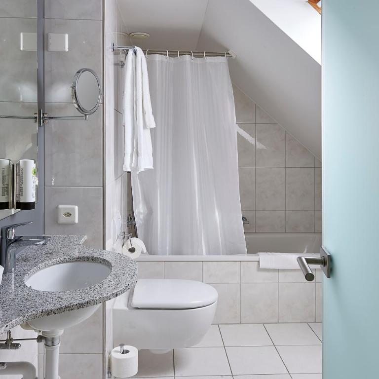 Hotel Central Luzern - Superior Familienzimmer - 13