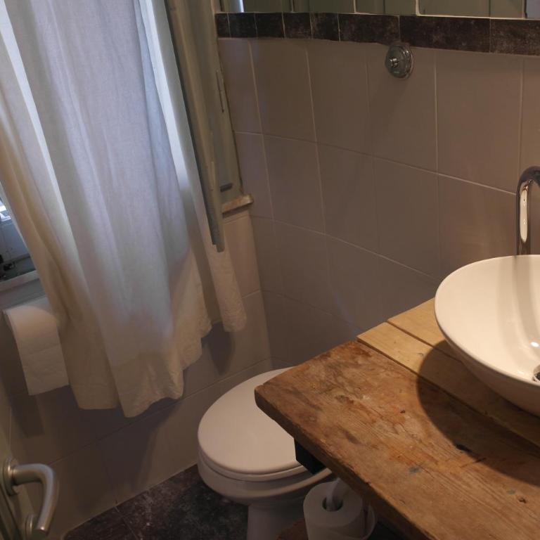 My Eco Rooms Olbia - Camera Tripla con Bagno Privato Esterno - 11