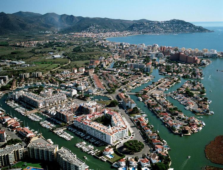 Holidays Penthouse vues panoramiques sur le Port naval,un séjour élégant assuré " Wifi Pàrquing gratuït - Studio Apartment - 21