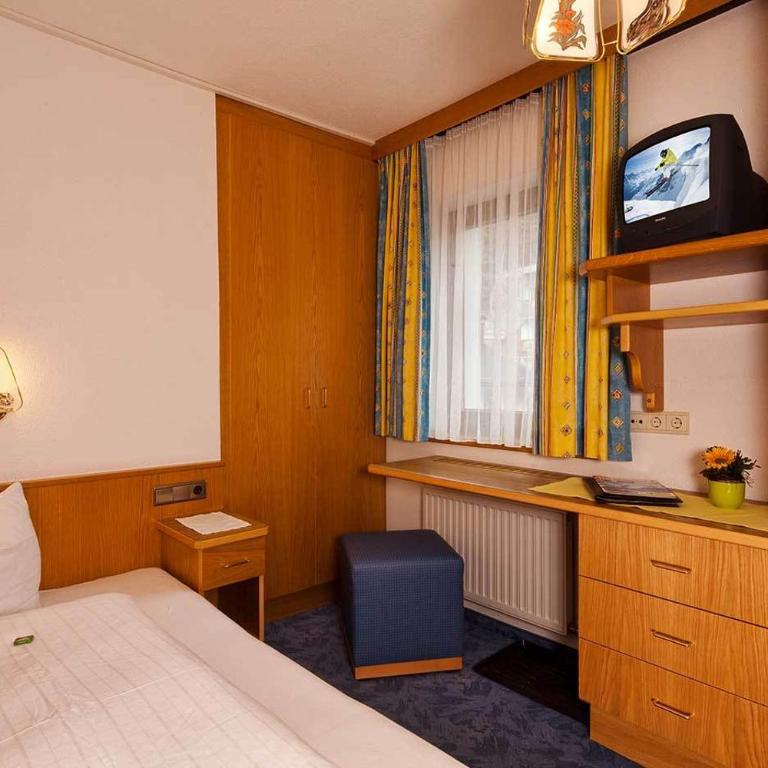 Fremdenpension Alpenruhe - Einzelzimmer - 4