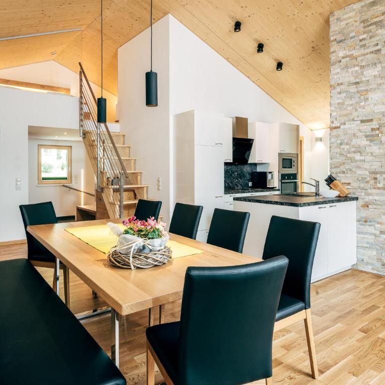Nowders Apartments - Penthouse-Apartment - 1