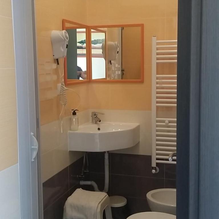 Il Sole e La Luna - Camera Singola con Bagno Privato - 3