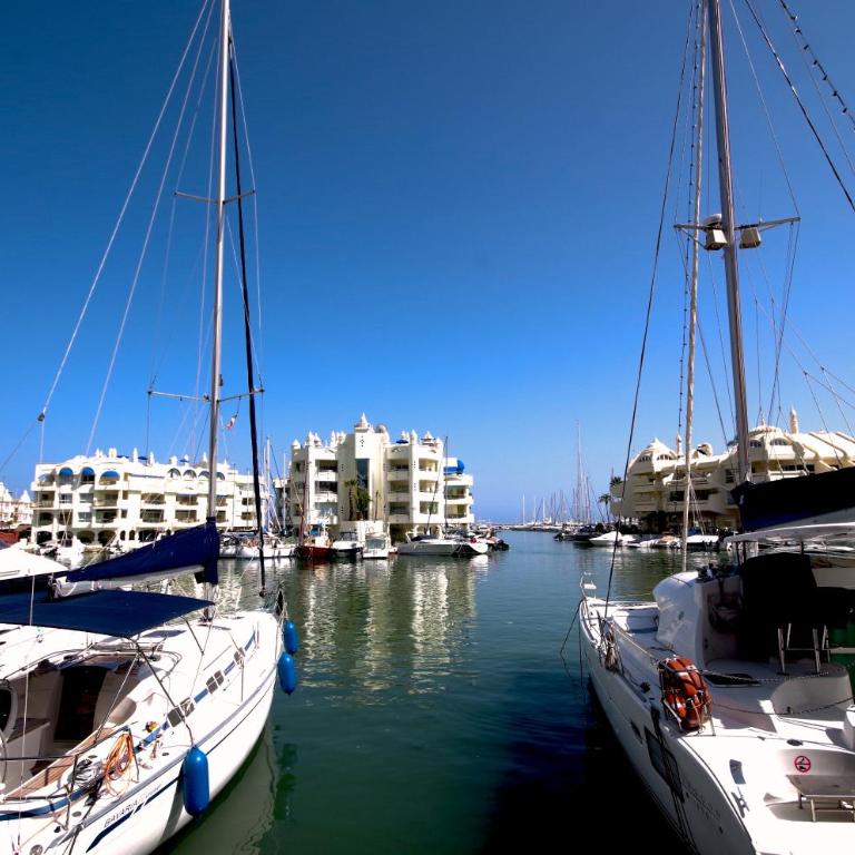 Puerto Marina waterfront apartment - Apartamento con vistas al mar - 6
