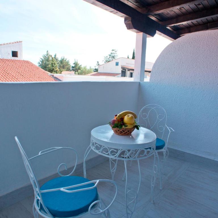Hotel Aleksandar - Dvokrevetna Soba sa Bračnim Krevetom/Zasebnim Krevetima i Balkonom - 3