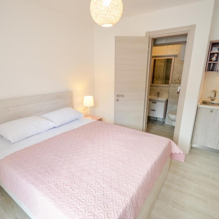 Guesthouse Grotta Di Nicola - Double Room with Sea View - 22
