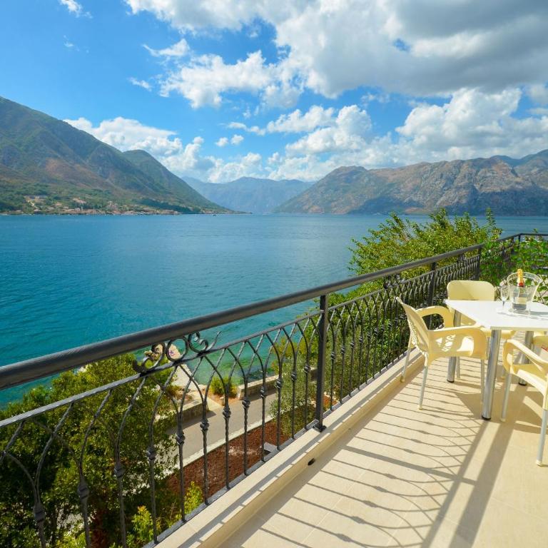 Guesthouse Grotta Di Nicola - Deluxe Double Room with Sea View - 8
