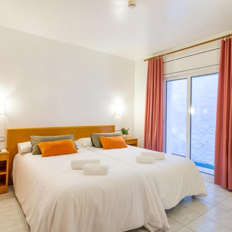 Hotel & Diving Les Illes - Standard Double or Twin Room - 1