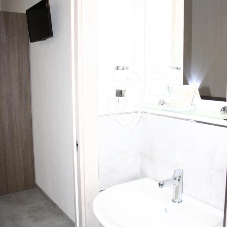 Il Borgo - Double Room with Terrace - 4