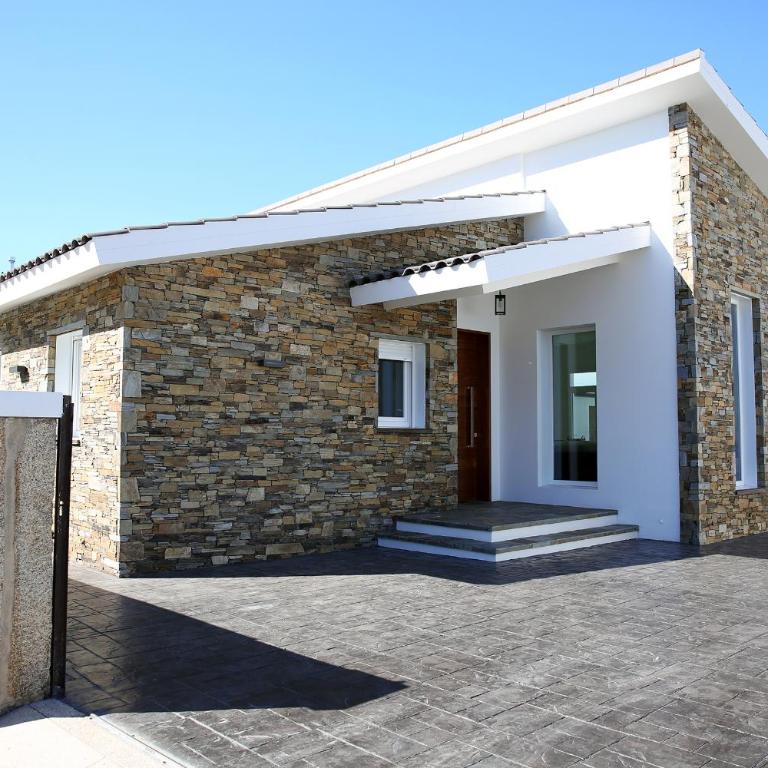 Casa rural con piscina Viña de Millan - Three-Bedroom House - 3
