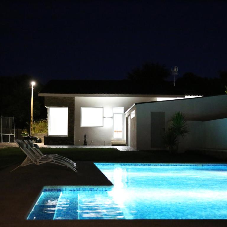 Casa rural con piscina Viña de Millan - Three-Bedroom House - 15