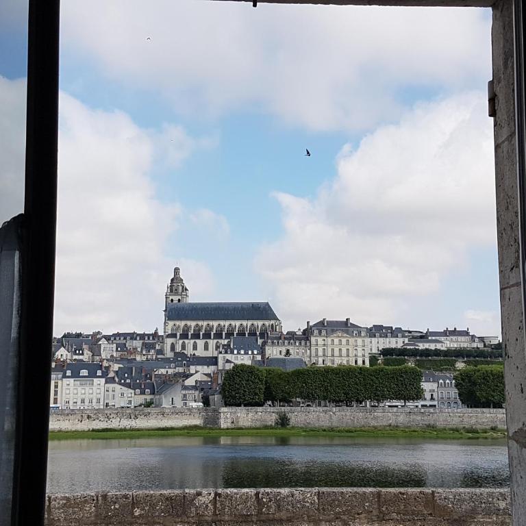 Duplex 60 m2 bord de Loire - Apartment - auf 2 Etagen - 21