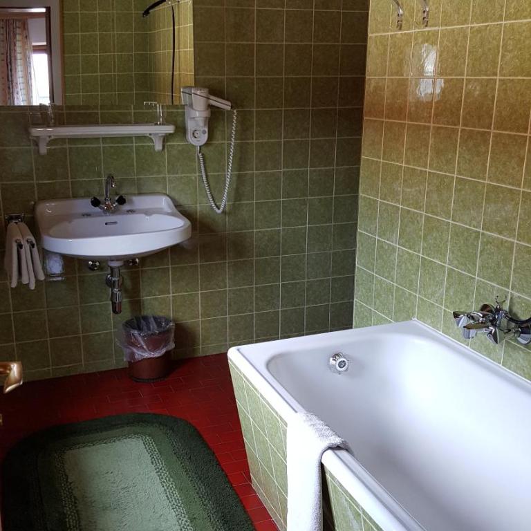 Gästehaus Wallner - Doppelzimmer - 10