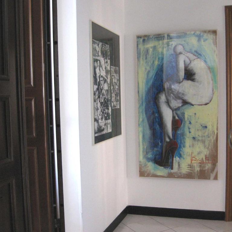 Stanza d'artista - Monolocale - 1