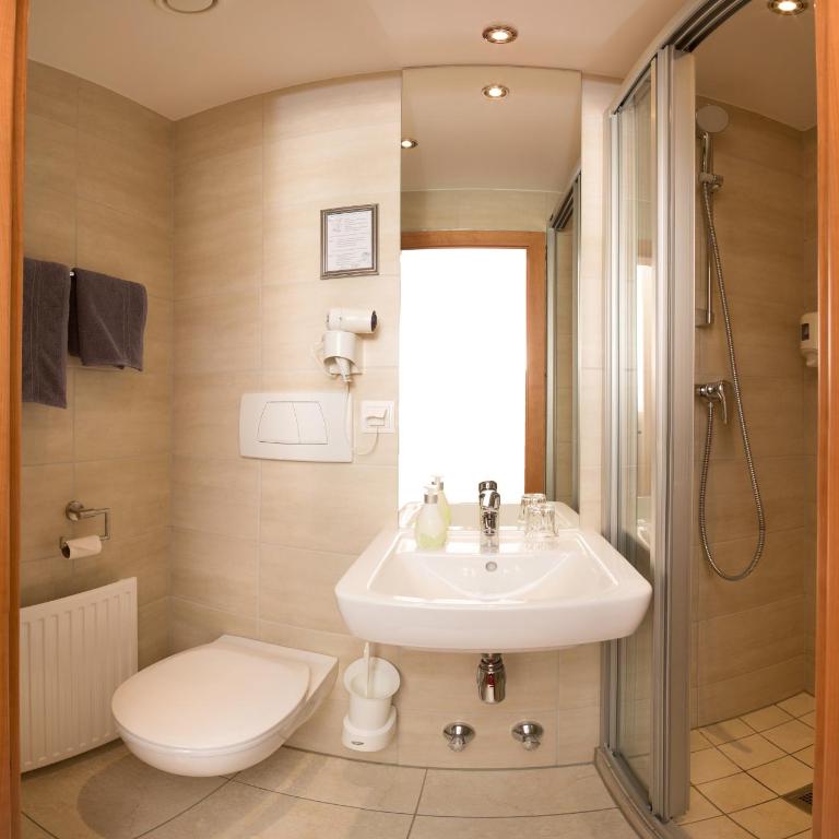 Stadthotel Kramer - Doppelzimmer - 6