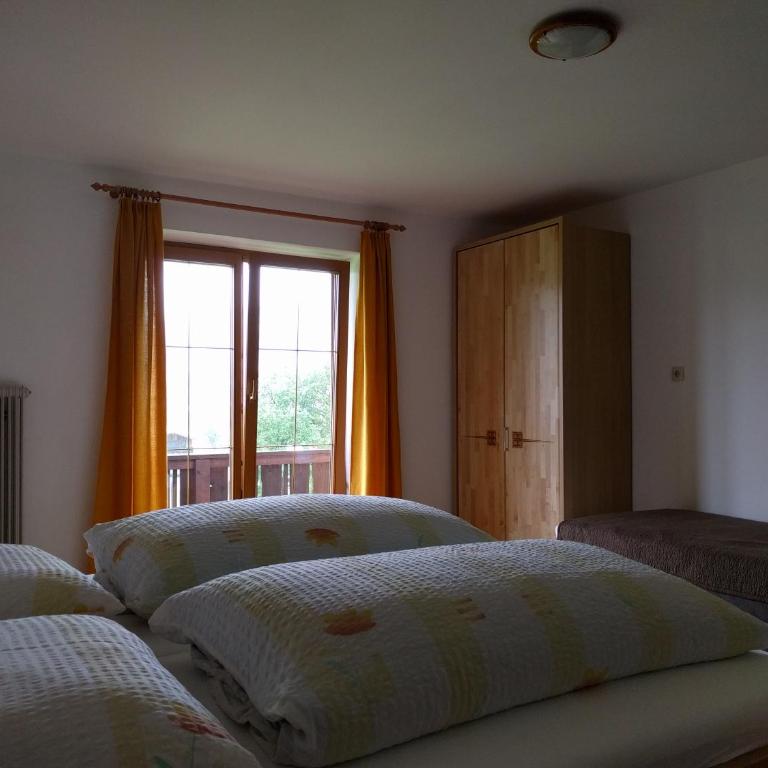 Maurachbauer - Doppel-/Zweibettzimmer mit Gemeinschaftsbad - 8