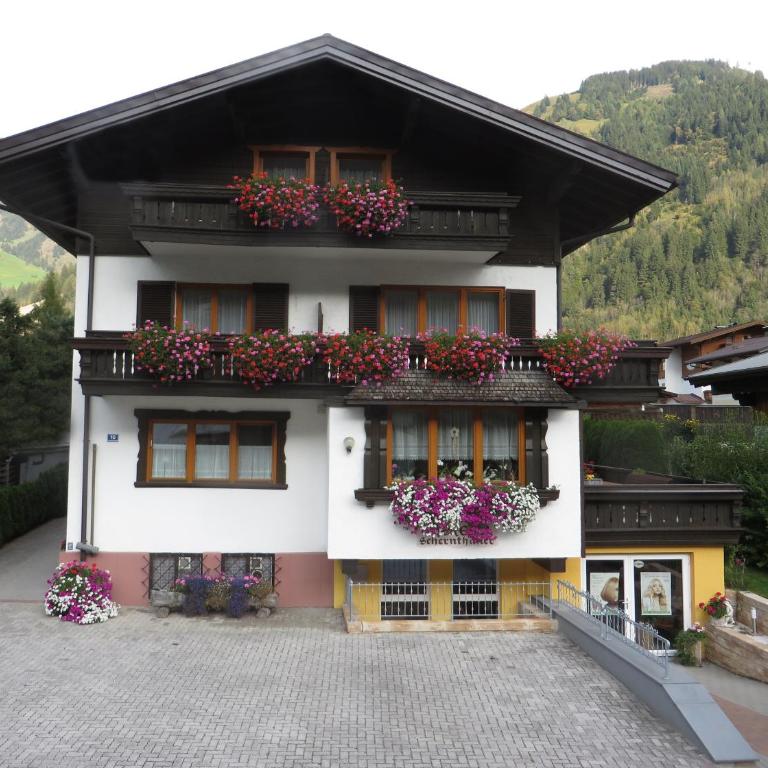 Pension Theresia - Einzelzimmer mit Balkon - 1