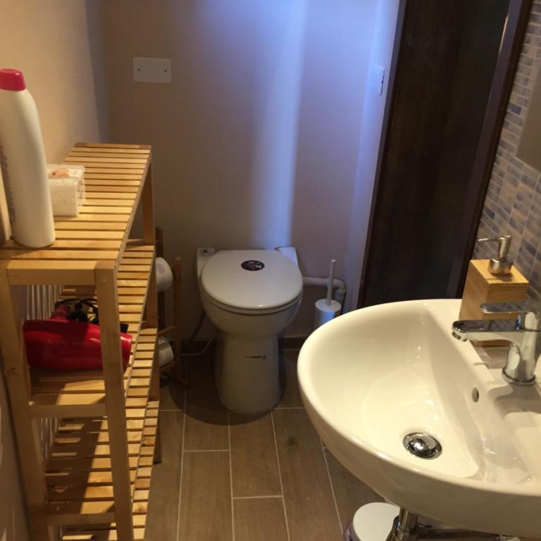 Smile Tower House - Camera Matrimoniale/Doppia con Letti Singoli con Bagno Privato - 6