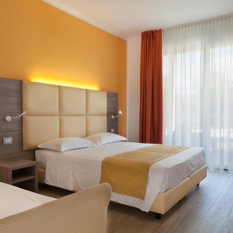 Hotel Bella Lazise - Camera Superior con Balcone - 12