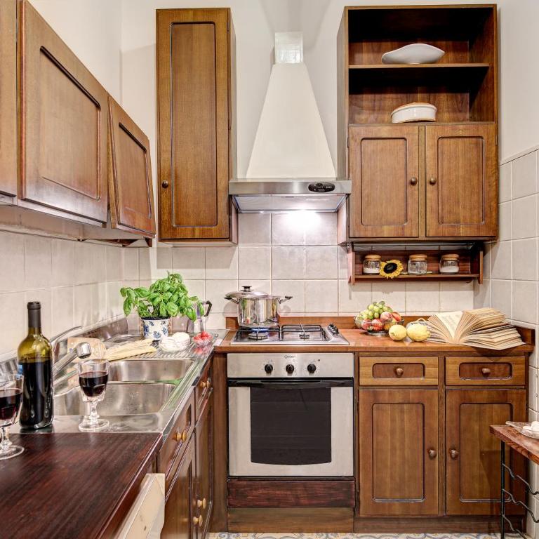 Royal Arthouse Lady Marys Tribunali Luxury Suite - Family apartment - Apartment with Balcony - 30