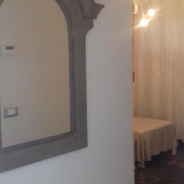Gino's House - Twin Room with Bathroom - 2