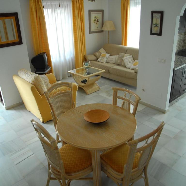 Spacious Andalusian Apartment with Pool and Level Access - Apartamento - Planta baja - 27