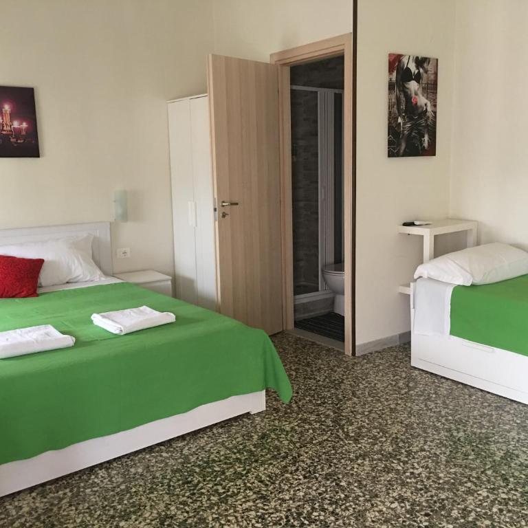 Aliante Turist House - Camera Quadrupla con Bagno Privato - 25