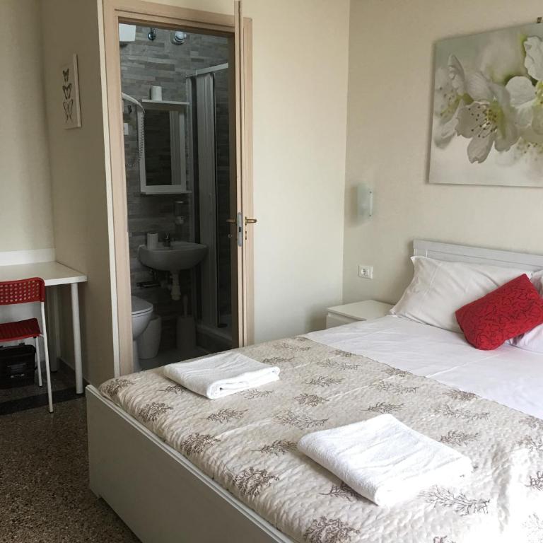Aliante Turist House - Camera Tripla con Bagno Privato - 17