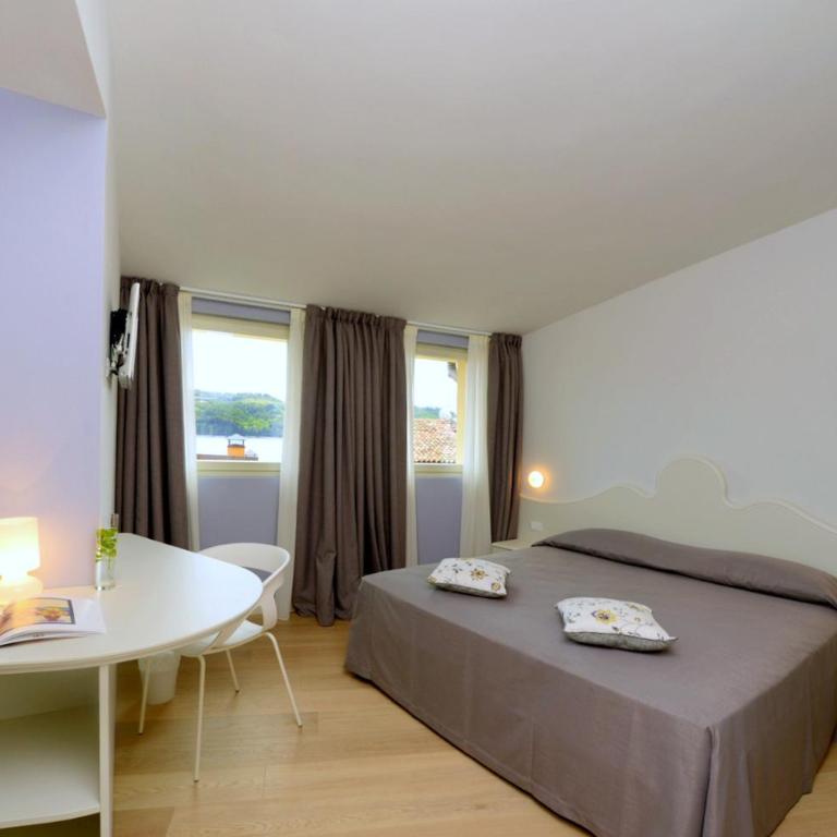 Aromi Piccolo Hotel - Camera Matrimoniale Comfort - 1