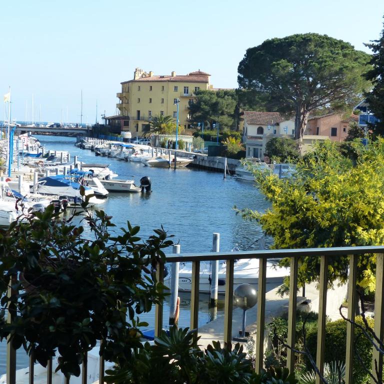 Bord de mer avec vue - Apartamento con vistas al mar - 1