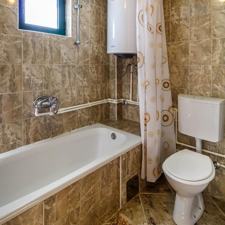 Guesthouse Wolf - Haus mit 4 Schlafzimmern - 7