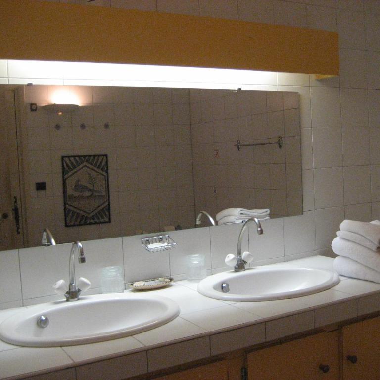 Maison d'Hôtes de l'Evêché - Grande Chambre Double ou Lits Jumeaux - 7