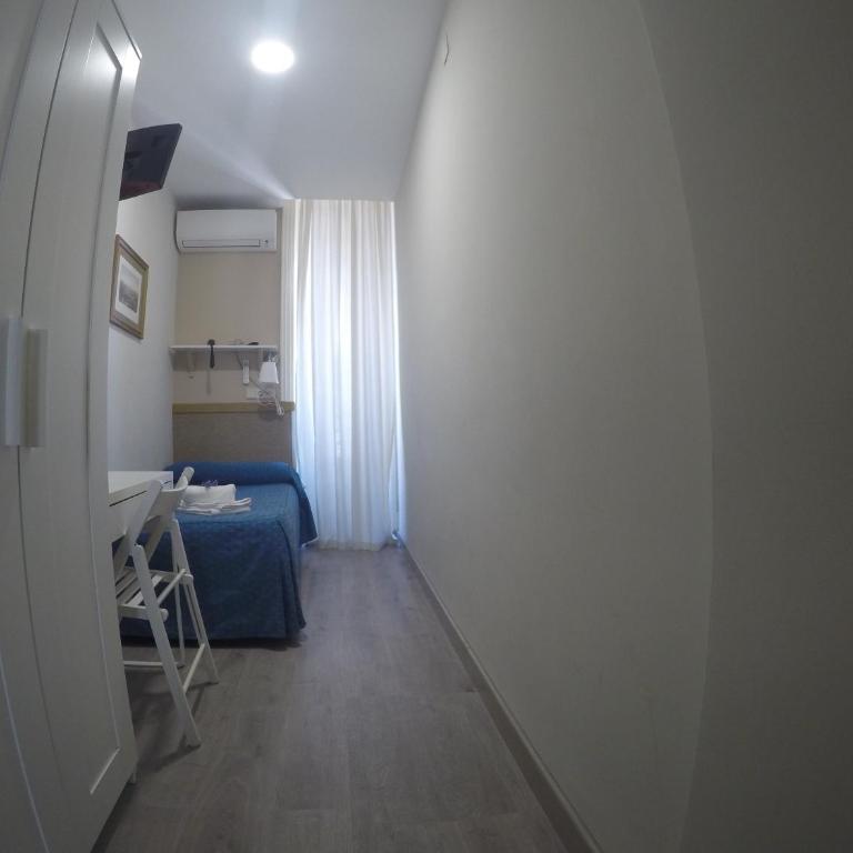 Hostal El Pilar - Single Room - 7