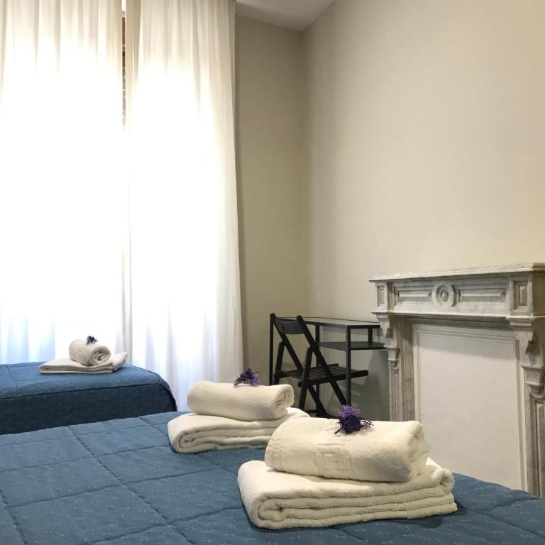 Hostal El Pilar - Double or Twin Room - 19