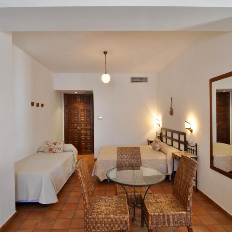 Apartamentos Plaza - Apartamento Estudio - 3